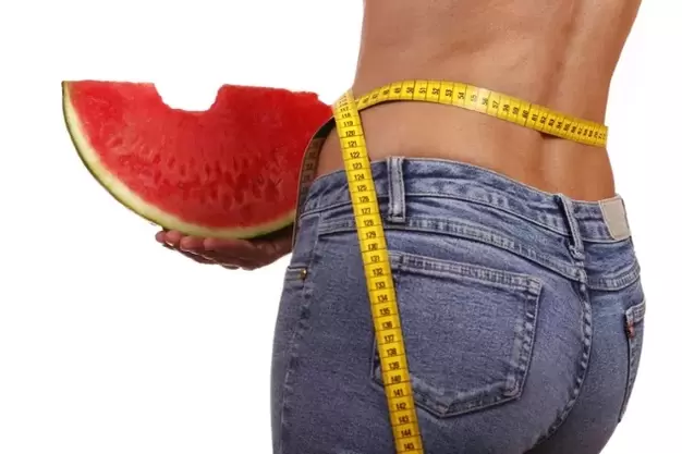 El resultado de adelgazar con una dieta de sandía es de 7-10 kg en 10 días